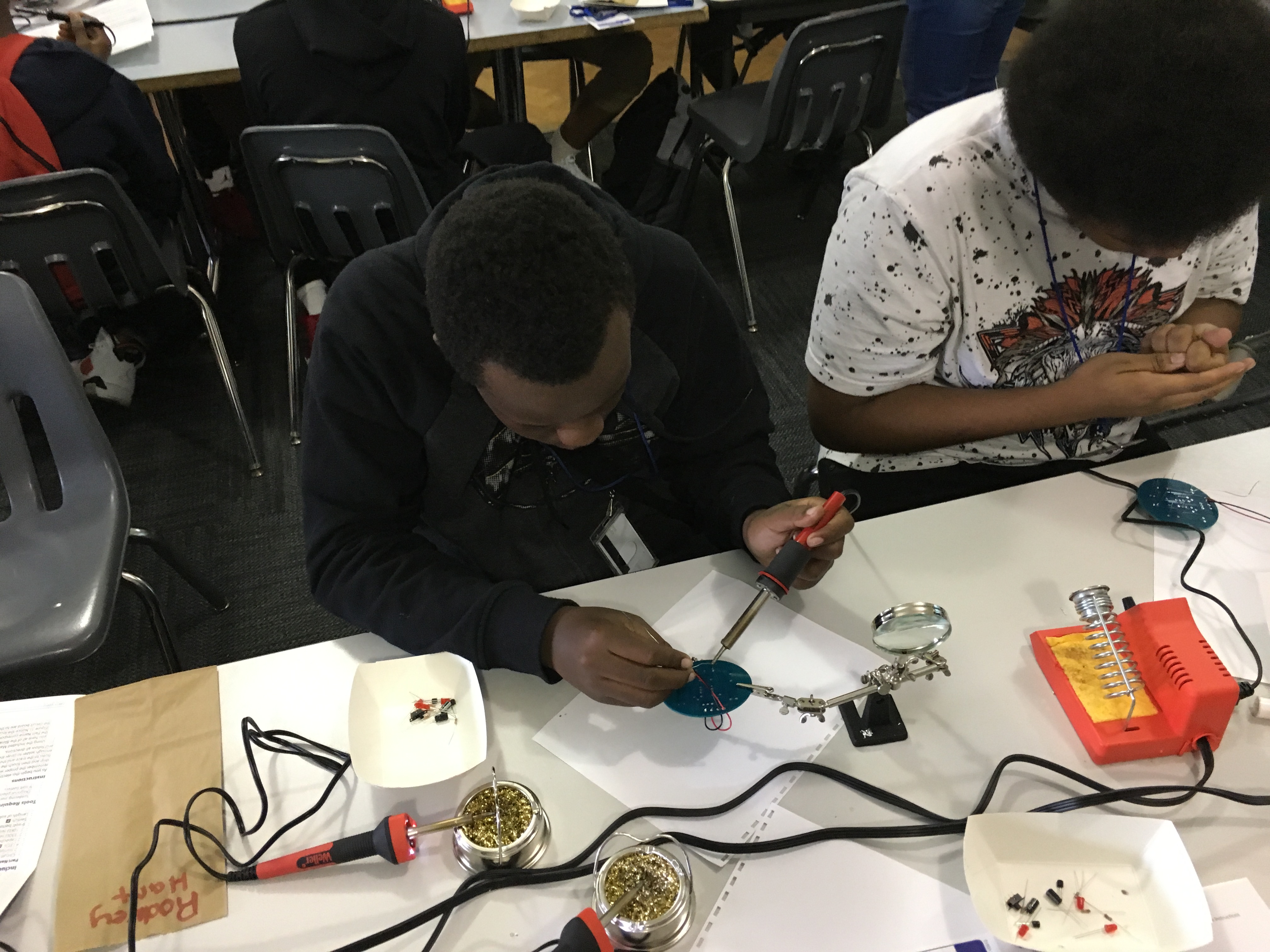 STEAM 1 - Students creating blinky bots